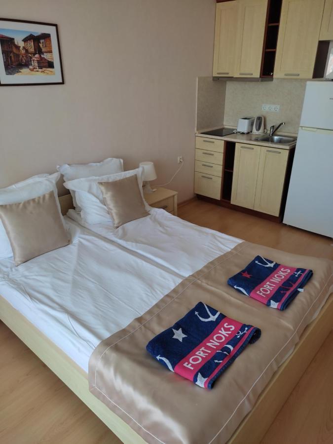 Prestige Fort Beach Private Apartment-Studio 46 Свети-Влас Экстерьер фото
