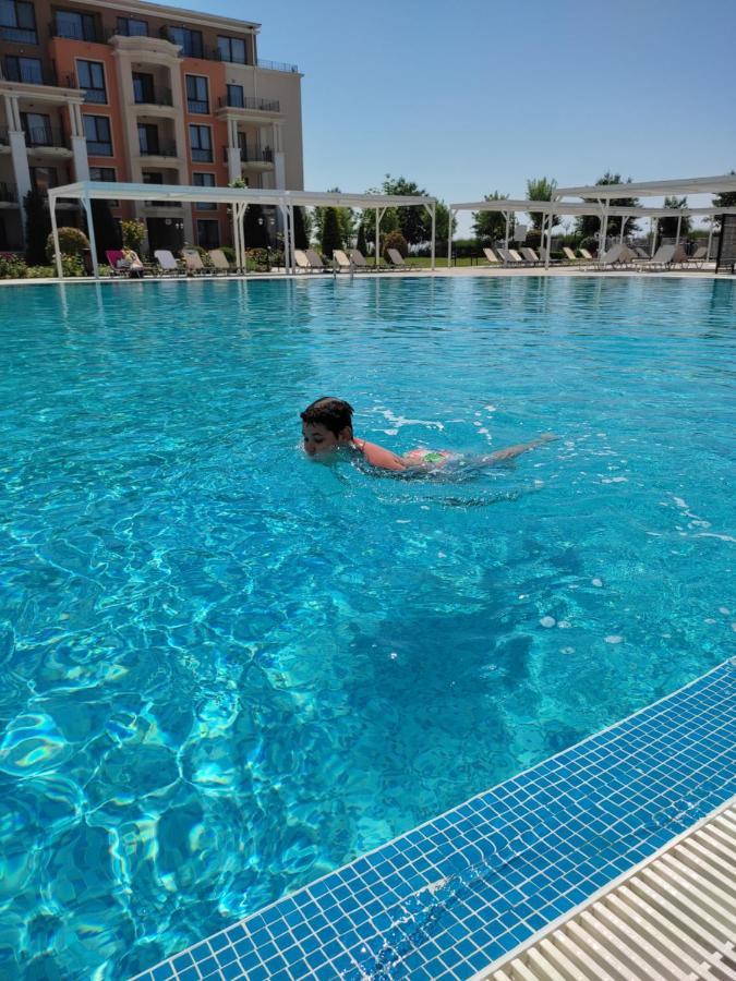 Prestige Fort Beach Private Apartment-Studio 46 Свети-Влас Экстерьер фото