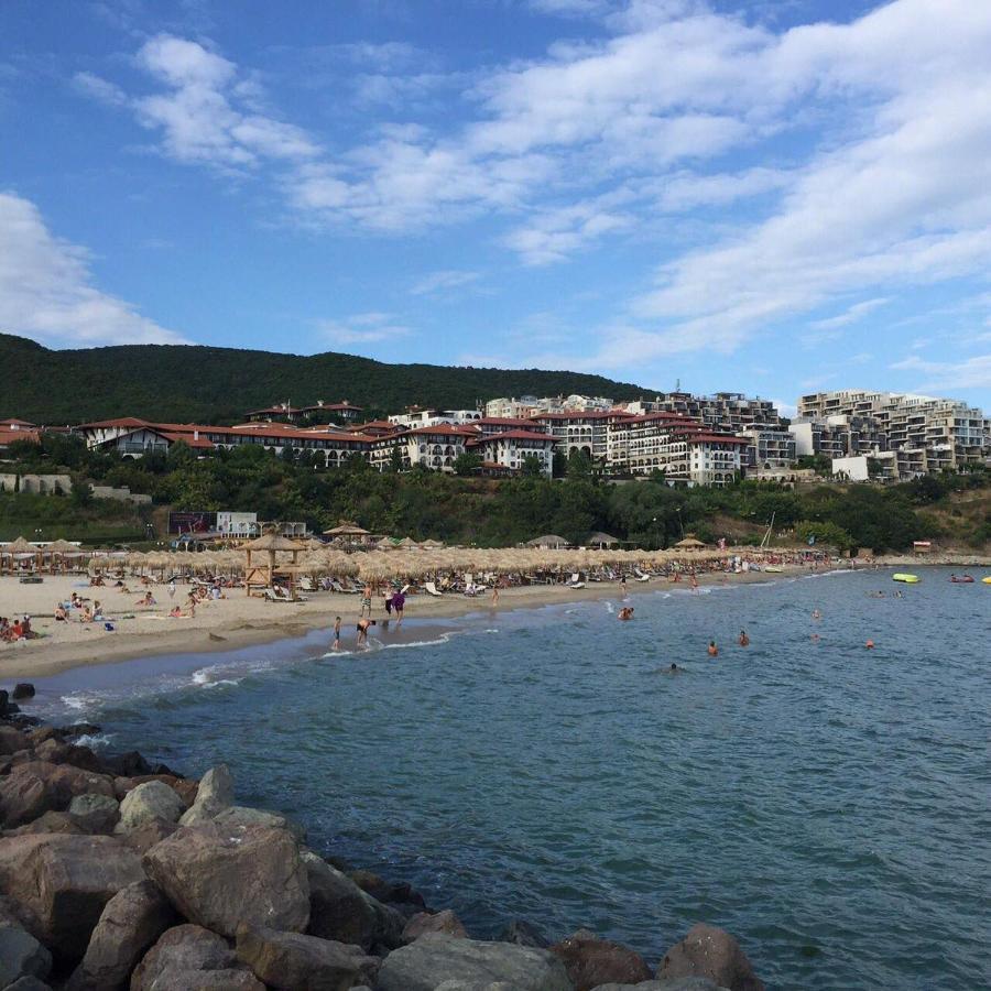 Prestige Fort Beach Private Apartment-Studio 46 Свети-Влас Экстерьер фото